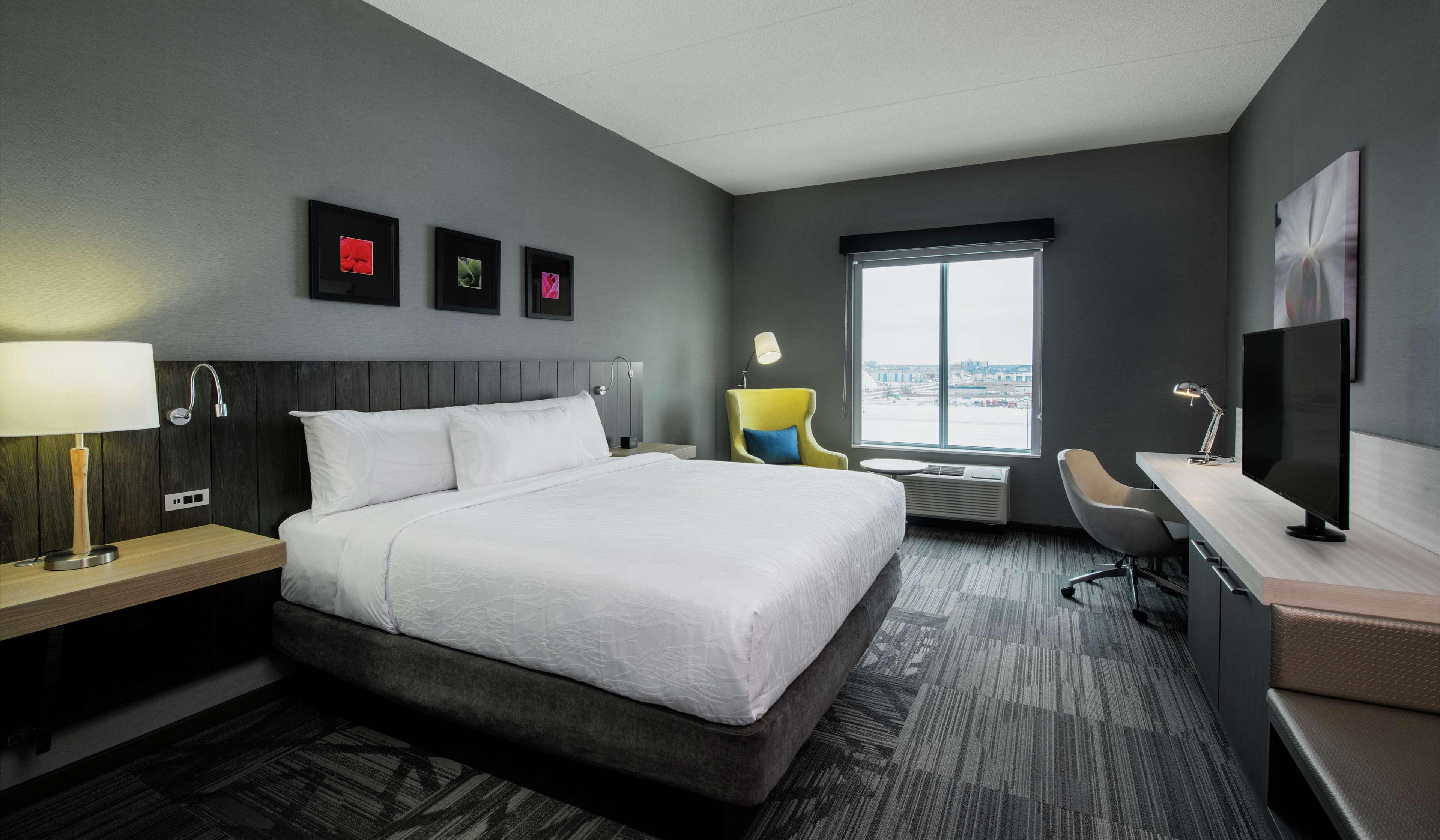 Hilton Garden Inn Winnipeg South Экстерьер фото