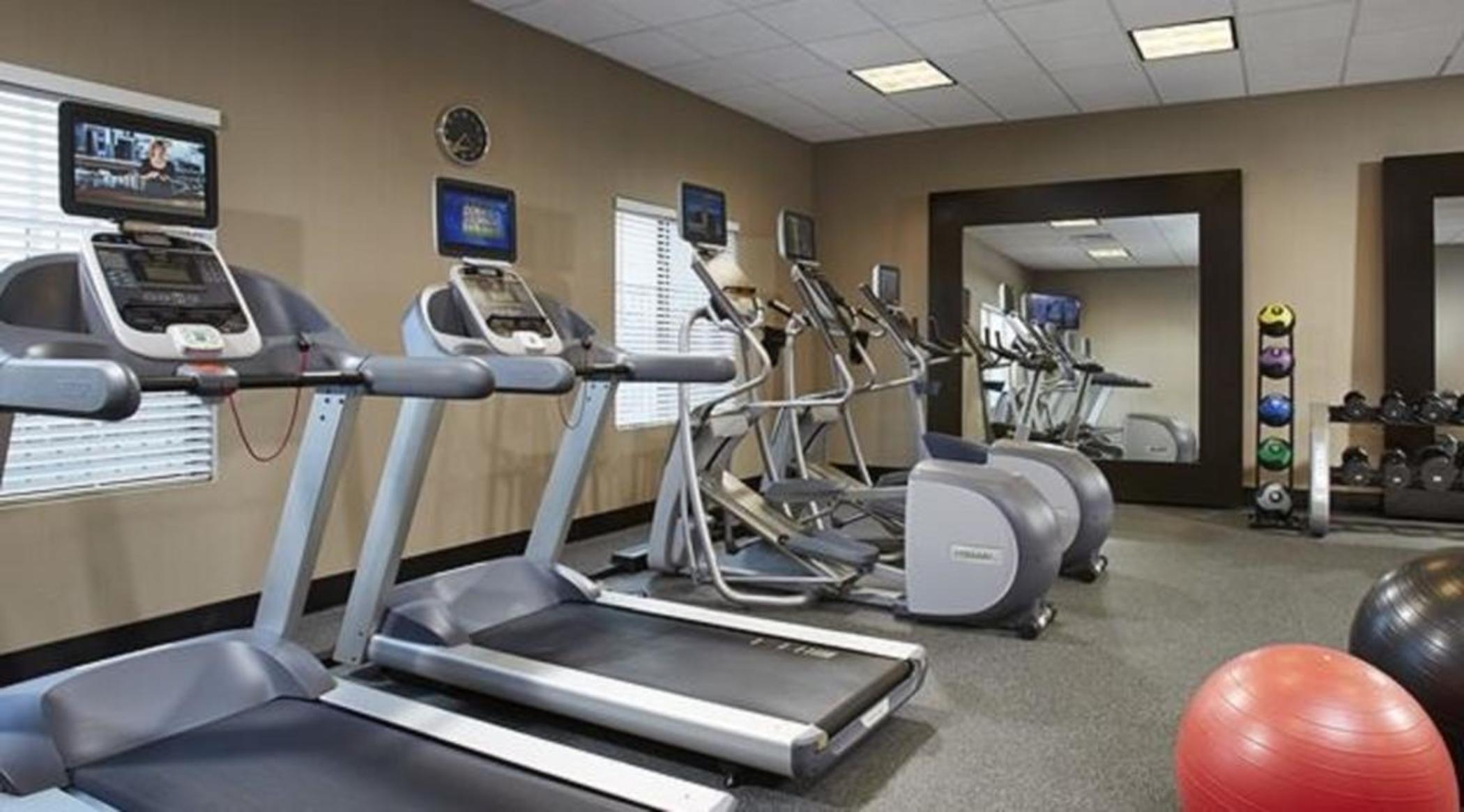 Hilton Garden Inn Winnipeg South Экстерьер фото