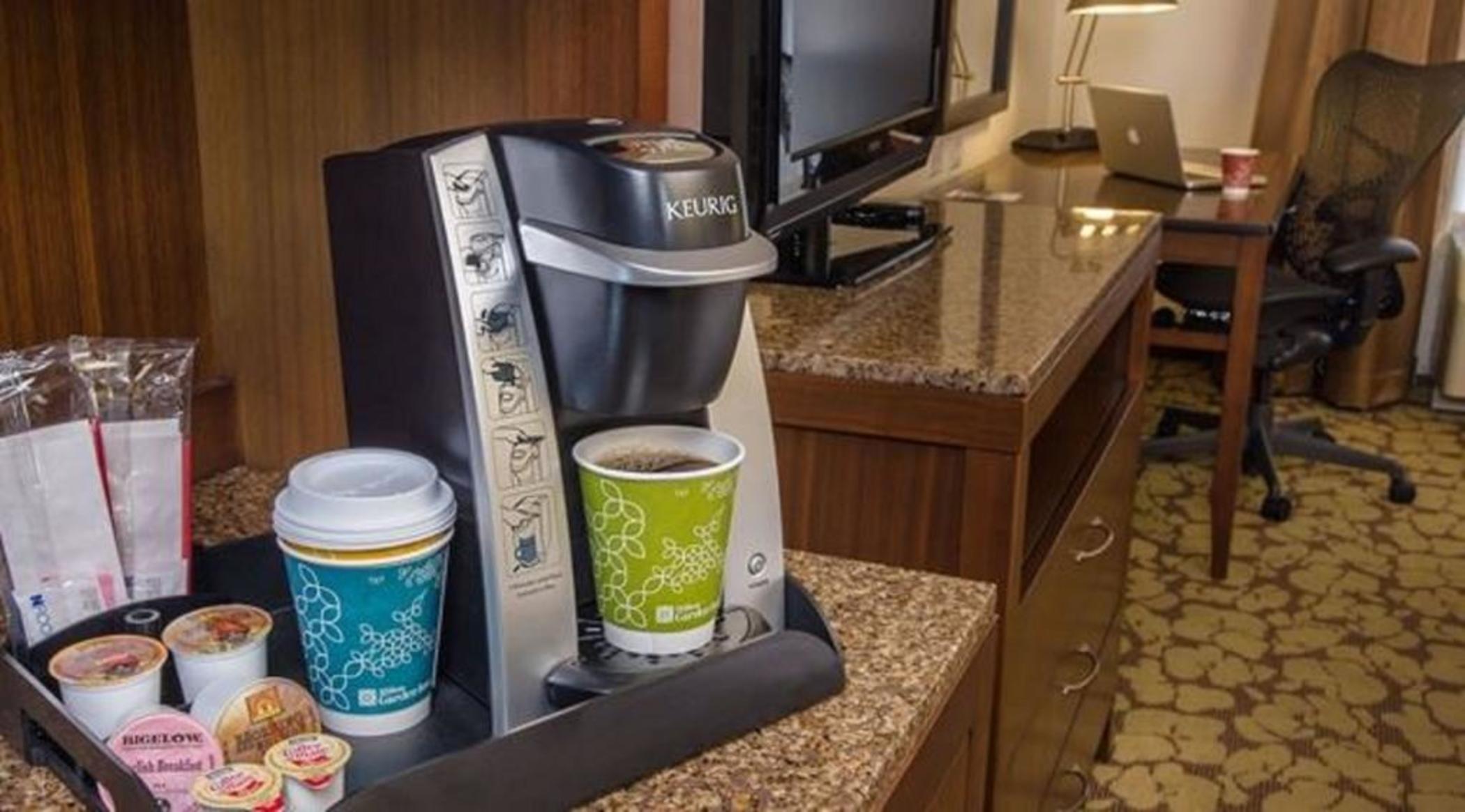 Hilton Garden Inn Winnipeg South Экстерьер фото